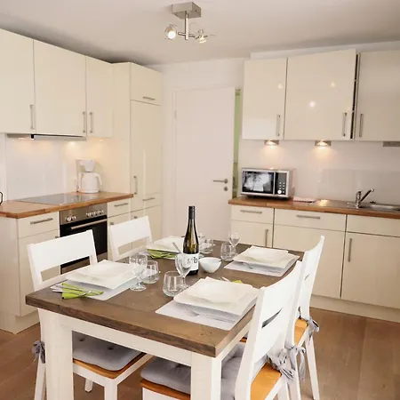 Viktoriastrasse 6, Whg.16, V.-residenz Apartment